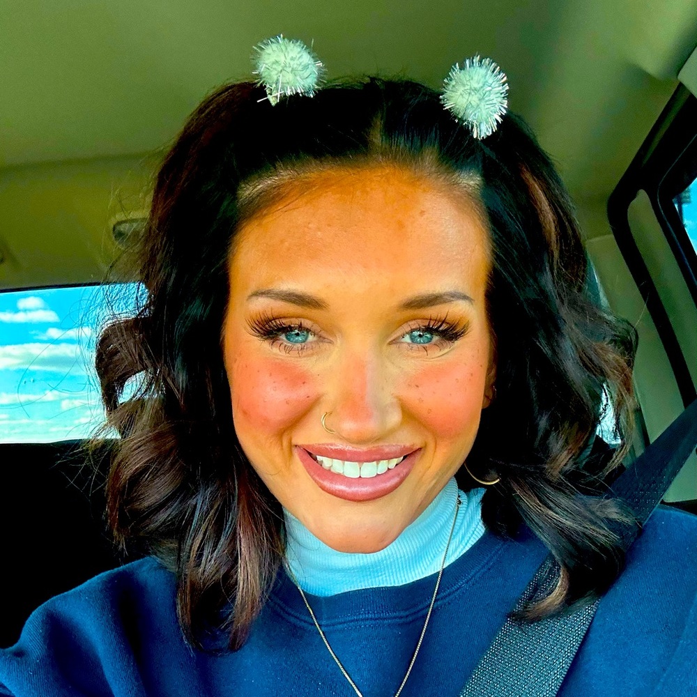 Meet your Posher, Sydney